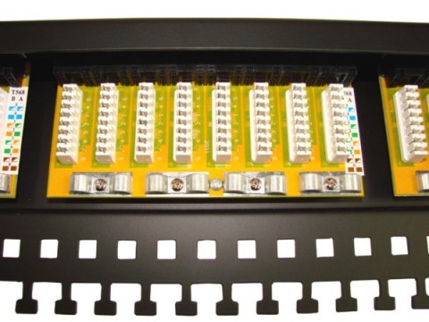Patch panel 24-port UTP6 1U 19" złącza krone LSA