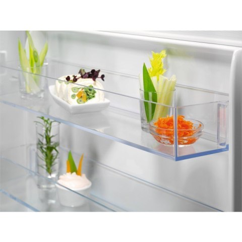 Chłodziarko-zamrażarka LNT6NE18S SMK Electrolux