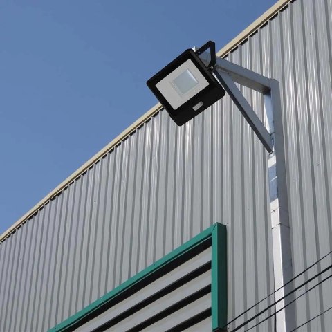 Projektor LED V-TAC 20W SAMSUNG CHIP Czujnik Ruchu Czarny Z MUFĄ VT-128S-B 3000K 1510lm 5 Lat Gwarancji