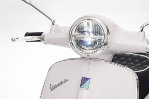 Pojazd Skuter Vespa ROMA Biały