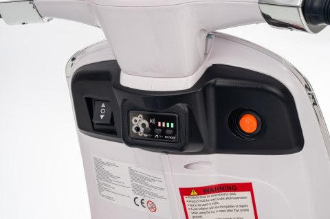 Pojazd Skuter Vespa ROMA Biały