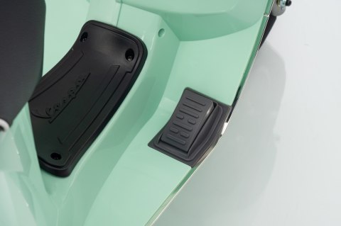 Pojazd Skuter Vespa ROMA Zielony