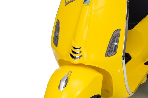 Pojazd Skuter Vespa ROMA Żółty