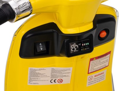 Pojazd Skuter Vespa ROMA Żółty