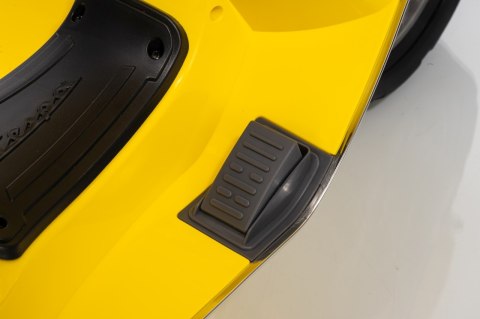Pojazd Skuter Vespa ROMA Żółty
