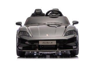 Pojazd Porsche Taycan Turbo S Czarny