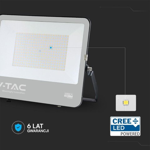 Projektor LED V-TAC CREE CHIP 300W 135lm/W czarna obudowa przewód 1m IP65 VT-44003 6500K 40500lm 6 lat gwarancji