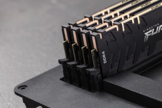 KINGSTON DDR4 16GB 4266MT/s CL19 DIMM FURY Renegade RGB