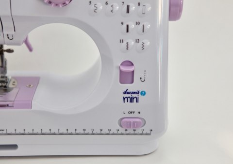 Maszyna do szycia mini