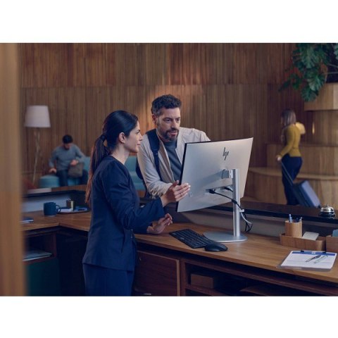 Komputer EliteStudio 8 All-in-One G1i U5-235 512GB 16GB W11P 27 C9TR0ET