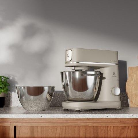 Robot kuchenny planetarny Assistent 700 E6KM1-4PPT Electrolux