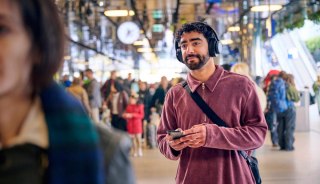 Słuchawki bezprzewodowe TAH6509BK 00