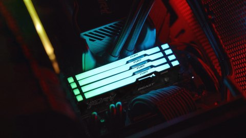 Kingston Technology FURY Beast RGB moduł pamięci 16 GB 2 x 8 GB DDR5 5600 MT/s