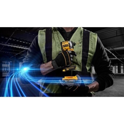 Zakrętarka udarowa 2x1.7Ah 208Nm DeWALT