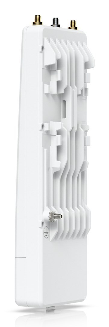Ubiquiti model WAVE-MLO5