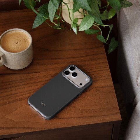 Etui Apple Beats iPhone 17 Pro Max z MagSafe i sterowaniem aparatem, granitowo-szare