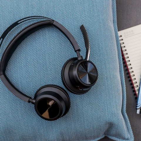POLY Zestaw słuchawkowy Voyager Focus 2 USB-C-C + przejściówka USB-C/A