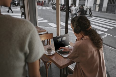 HP EliteBook 840 14 inch G11 Notebook PC Intel Core Ultra 7 155U Laptop 35,6 cm (14") WUXGA 16 GB DDR5-SDRAM 512 GB SSD Wi-Fi 6E