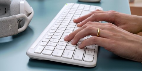 Logitech Signature Slim K950