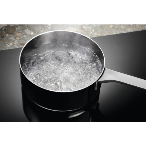 Płyta indukcyjna ELECTROLUX EIV835 78 cm | 4 pola | PowerBoost | timer | czarny