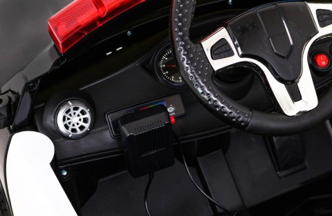 Pojazd Super Police Ramiz